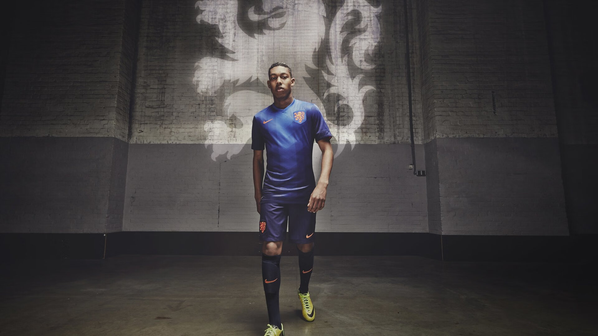 意甲逆袭之路:不断抗压,终获胜利,意甲巅峰时期的巨星